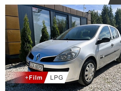 Renault Clio III Hatchback 5d 1.2 i 16V 75KM 2007