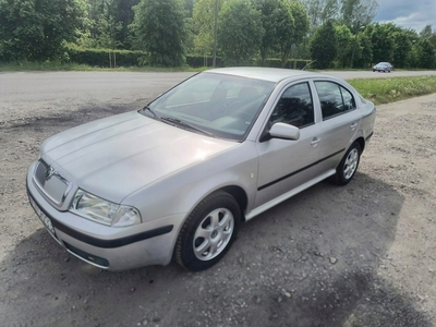 Skoda Octavia I Hatchback 1.6 MPI 102KM 2006