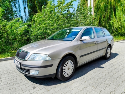 Skoda Octavia II Kombi 1.6 i 16V FSI 115KM 2007