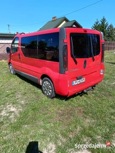 Sprzedam Renault Trafic 8 osobowy