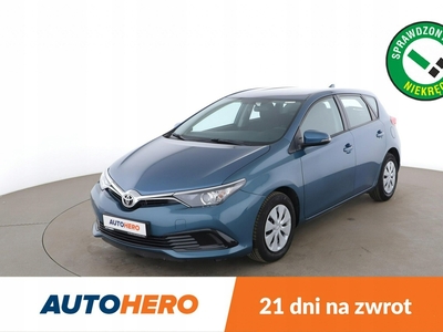 Toyota Auris II Hatchback 5d Facelifting 1.33 Dual VVT-i 99KM 2016