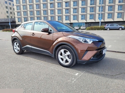 Toyota C-HR I Crossover 1.8 Hybrid 122KM 2018