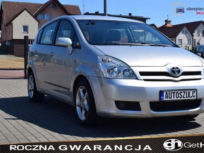 Toyota Corolla Verso E120 2.2 D-4D 136KM 2006