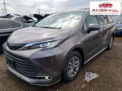 Toyota Sienna III 2022