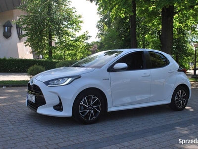 Toyota Yaris 2021 Rok Hybryda 1.5 Automat Klima Kamera Asystent pasa ruchu