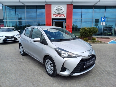 Toyota Yaris III Hatchback 5d Facelifting 2017 1.0 VVT-i 72KM 2019