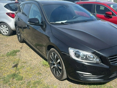 Volvo V60 I Kombi Facelifting 2.0 D4 DRIVE-E 190KM 2017