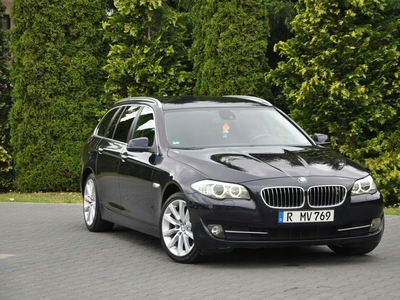 BMW Seria 5 F10-F11 Touring 530d 245KM 2011