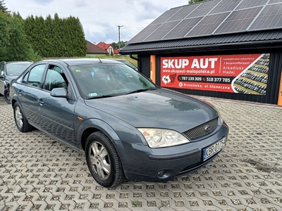 Ford Mondeo III Sedan 2.0 145KM 2002