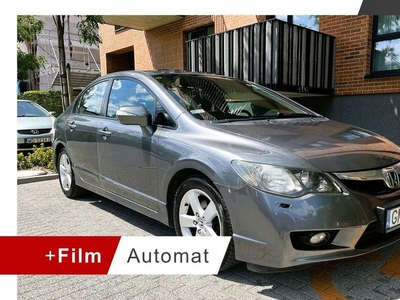 Honda Civic VIII Hatchback 3d 1.8 i-VTEC 140KM 2009