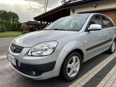 Kia Rio II Sedan 1.6 i 16V 112KM 2006