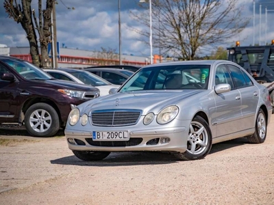 Mercedes Klasa E W211 Sedan W211 2.1 (220 CDI) 150KM 2003