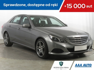 Mercedes Klasa E W212 Limuzyna Facelifting 350 BlueTEC 258KM 2014