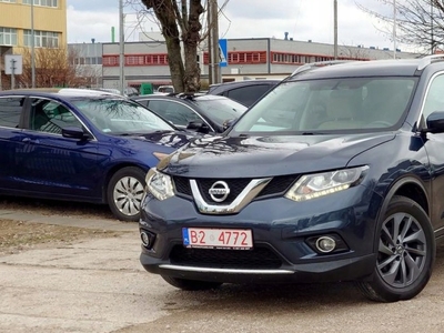 Nissan 2016