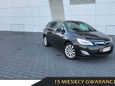 Opel Astra J Sports Tourer 1.4 Turbo ECOTEC 140KM 2011