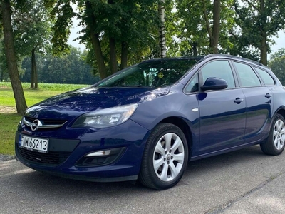 Opel Astra J Sports Tourer Facelifting 2.0 CDTI ECOTEC 165KM 2014