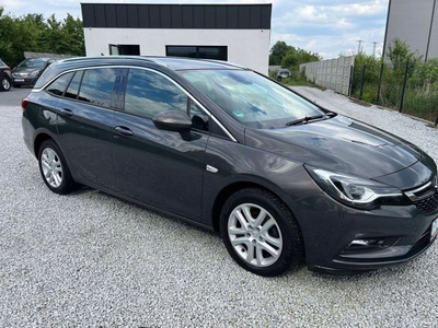 Opel Astra K Sports Tourer 1.4 Turbo 150KM 2016