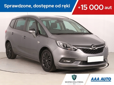 Opel Zafira C Tourer Facelifting 1.6 Turbo 136KM 2019