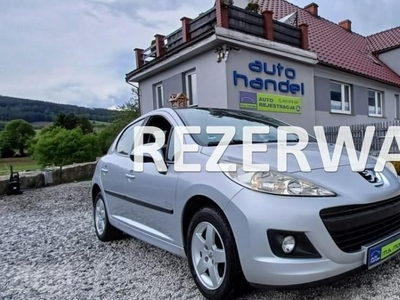 Peugeot 207 1.4 benzyna 74 KM