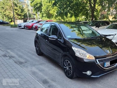 Peugeot 208 I