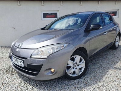 Renault Megane III Hatchback 1.5 dCi 105KM 2011