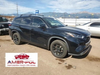 Toyota Highlander III 2022