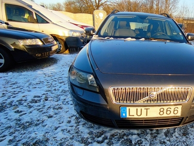 Volvo V50