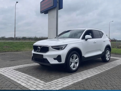 Volvo XC40 Crossover Facelifting 2.0 B3 163KM 2024