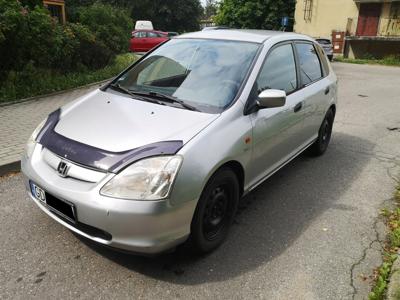 Honda Civic VII Hatchback 1.6 16V 110KM 2001