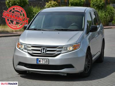 Honda Odyssey 3.5 benzyna 244 KM 2011r. (Kampinos)