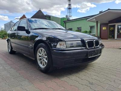 Używane BMW Seria 3 - 9 900 PLN, 270 500 km, 1997