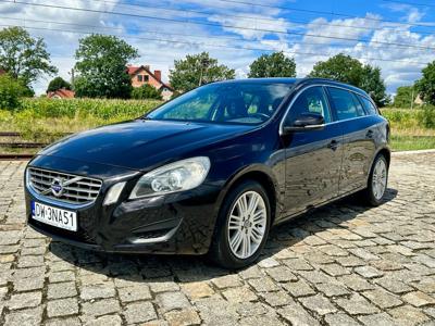 Używane Volvo V60 - 38 800 PLN, 194 822 km, 2010