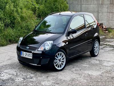 Używane Ford Fiesta - 8 900 PLN, 142 750 km, 2008