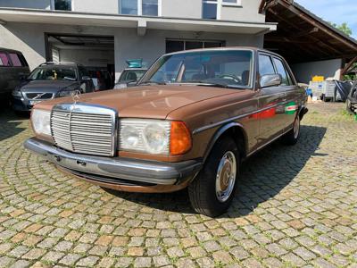 Używane Mercedes-Benz W123 - 15 999 PLN, 348 997 km, 1980