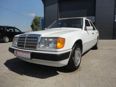 Używane Mercedes-Benz W124 (1984-1993) - 17 900 PLN, 229 000 km, 1990