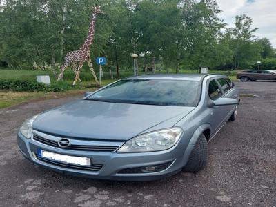 Używane Opel Astra - 10 300 PLN, 310 757 km, 2007