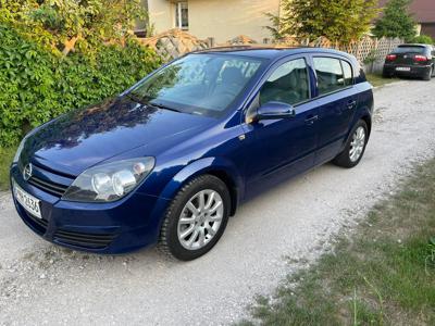 Używane Opel Astra - 11 700 PLN, 166 666 km, 2004