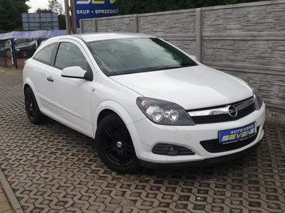 Używane Opel Astra - 15 400 PLN, 198 000 km, 2009