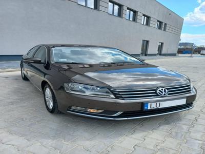 Używane Volkswagen Passat - 33 000 PLN, 321 160 km, 2014