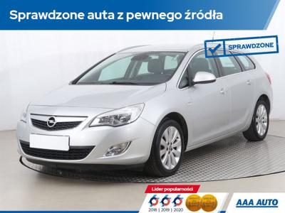 Używane Opel Astra - 33 000 PLN, 164 486 km, 2012