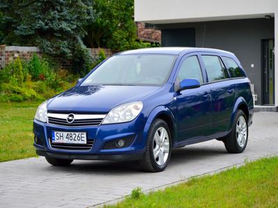 Używane Opel Astra - 8 600 PLN, 270 000 km, 2009