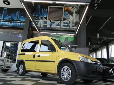 Używane Opel Combo - 15 900 PLN, 143 605 km, 2009