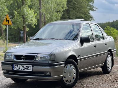 Używane Opel Vectra - 10 900 PLN, 128 000 km, 1993