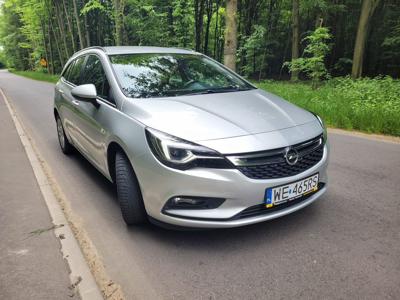 Używane Opel Astra - 42 300 PLN, 171 632 km, 2017