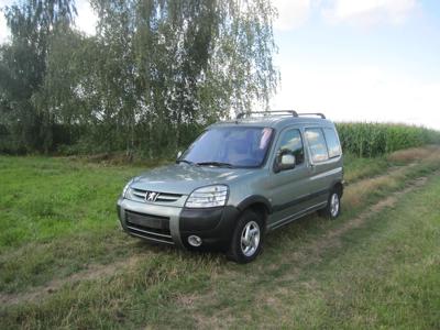 Używane Peugeot Partner - 10 000 PLN, 237 560 km, 2005