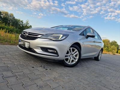 Używane Opel Astra - 37 900 PLN, 159 000 km, 2017