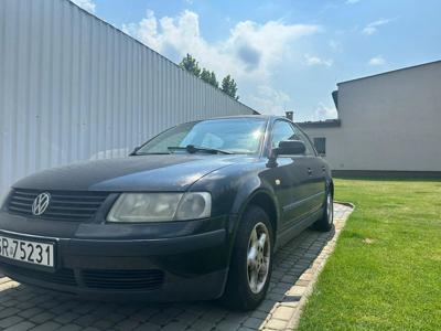 Używane Volkswagen Passat - 3 900 PLN, 380 000 km, 1999
