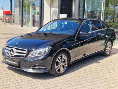 Używane Mercedes-Benz Klasa E - 85 000 PLN, 293 397 km, 2015