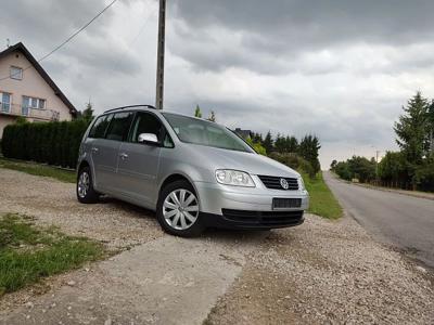 Używane Volkswagen Touran - 12 300 PLN, 284 500 km, 2003