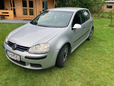 Używane Volkswagen Golf - 7 300 PLN, 268 000 km, 2005